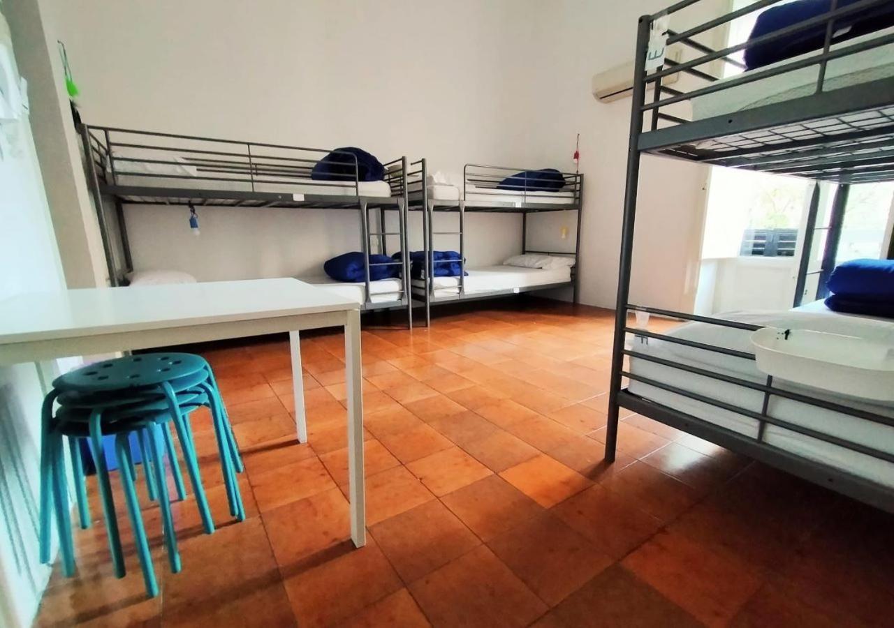 A Casa Di Amici Hostel Palermo Kültér fotó